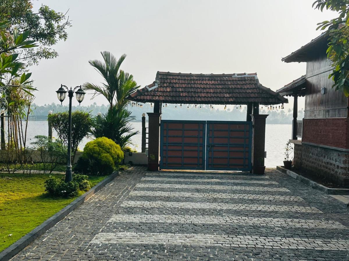 Cherai Lake Resort Cherai Beach Luaran gambar