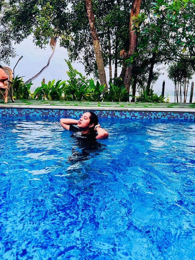 Cherai Lake Resort Cherai Beach Luaran gambar